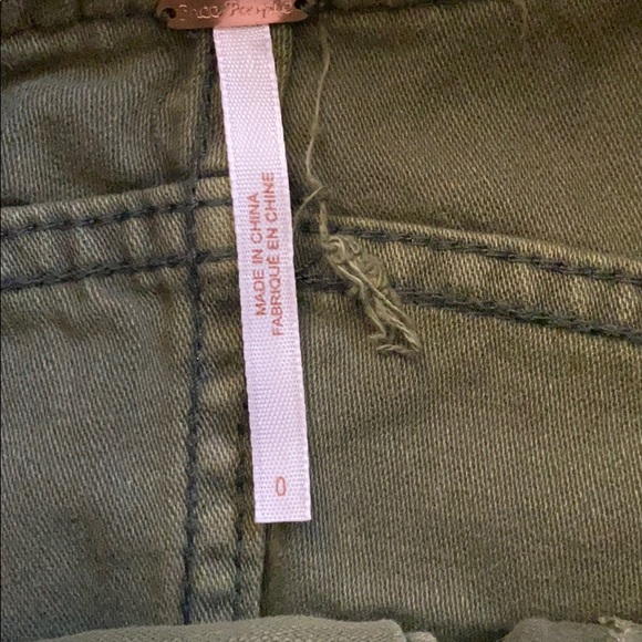 FREE PEOPLE MINI SKIRT - Picture 4 of 5